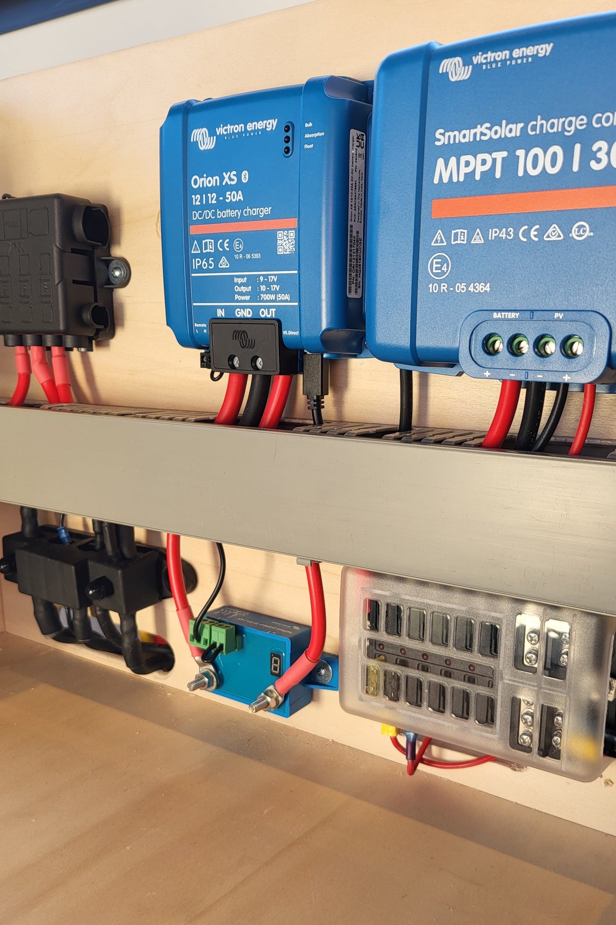 Explorer-demobord uit 2026 – 12V-systeem met 2,56 kWh - gereserveerd