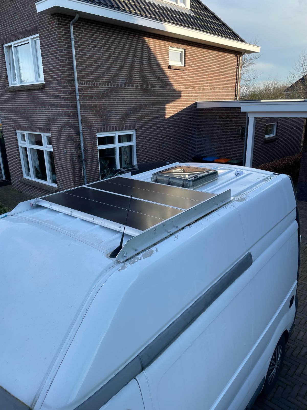 SolarFam Shingle 100Wp