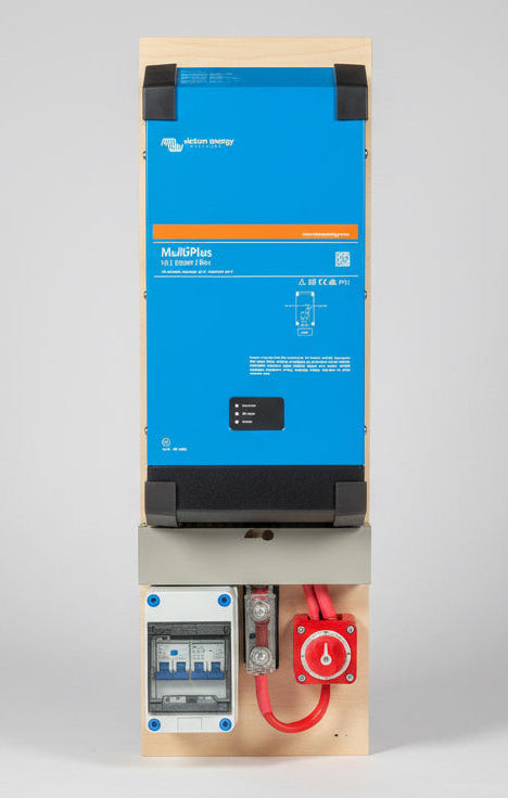 Explorer installatiebord voor camper-elektra professioneel opgebouwd en getest door Faraday Energy